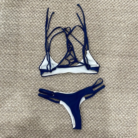 Gorgeous SS Bikini set - Picture 2 of 2